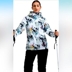 GSOU Women's Multicolor Hooded SNOW Jacket. NWT